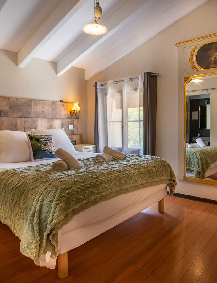 Chambre double de l’Auberge U Mulinu à Casalabriva, auberge en Corse